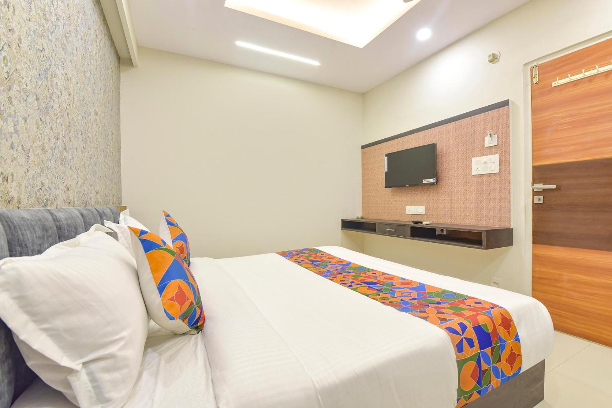 Fabhotel The Max Glory Indore Exterior photo